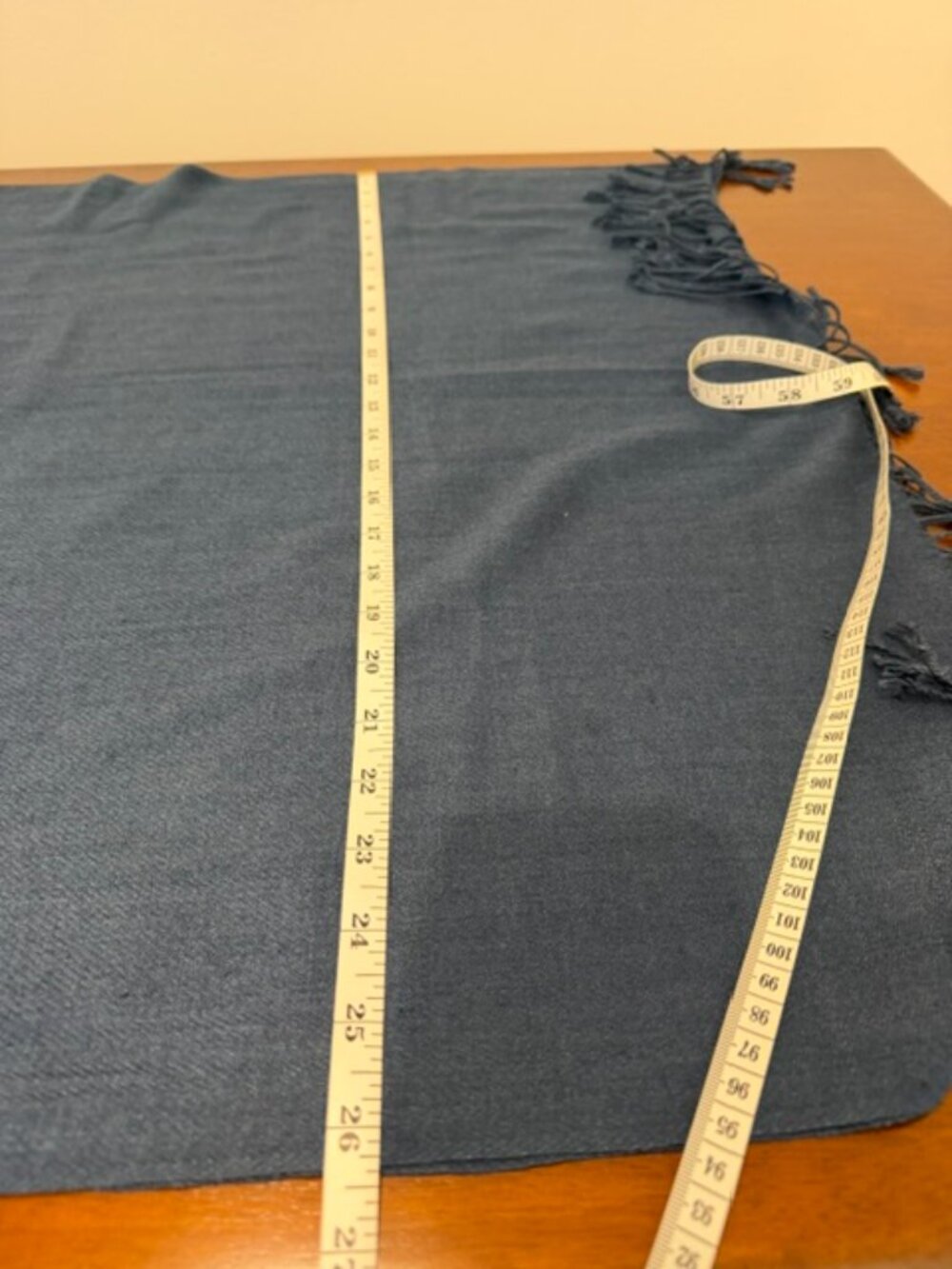 Blue Pashmina Oversized Wrap Scarf Pre-Owned. - Picture 8 of 10